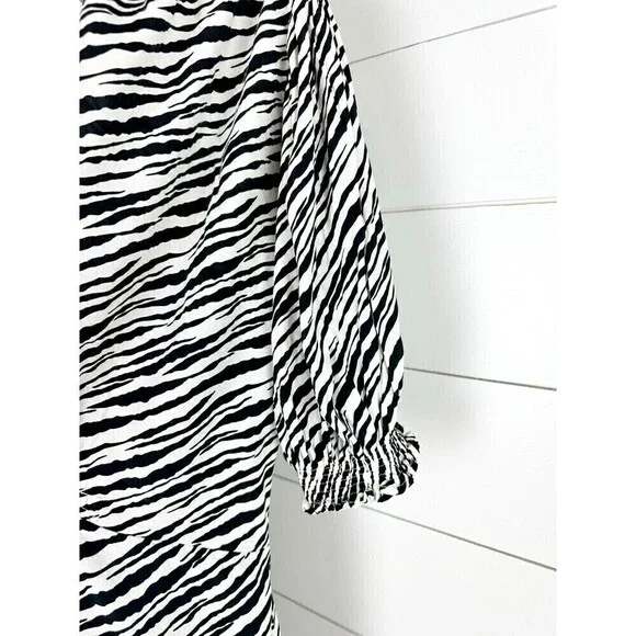 Faithfull The Brand Marie Louise Midi Dress Blance Animal Print NWT Size US 8 - Picture 4 of 8